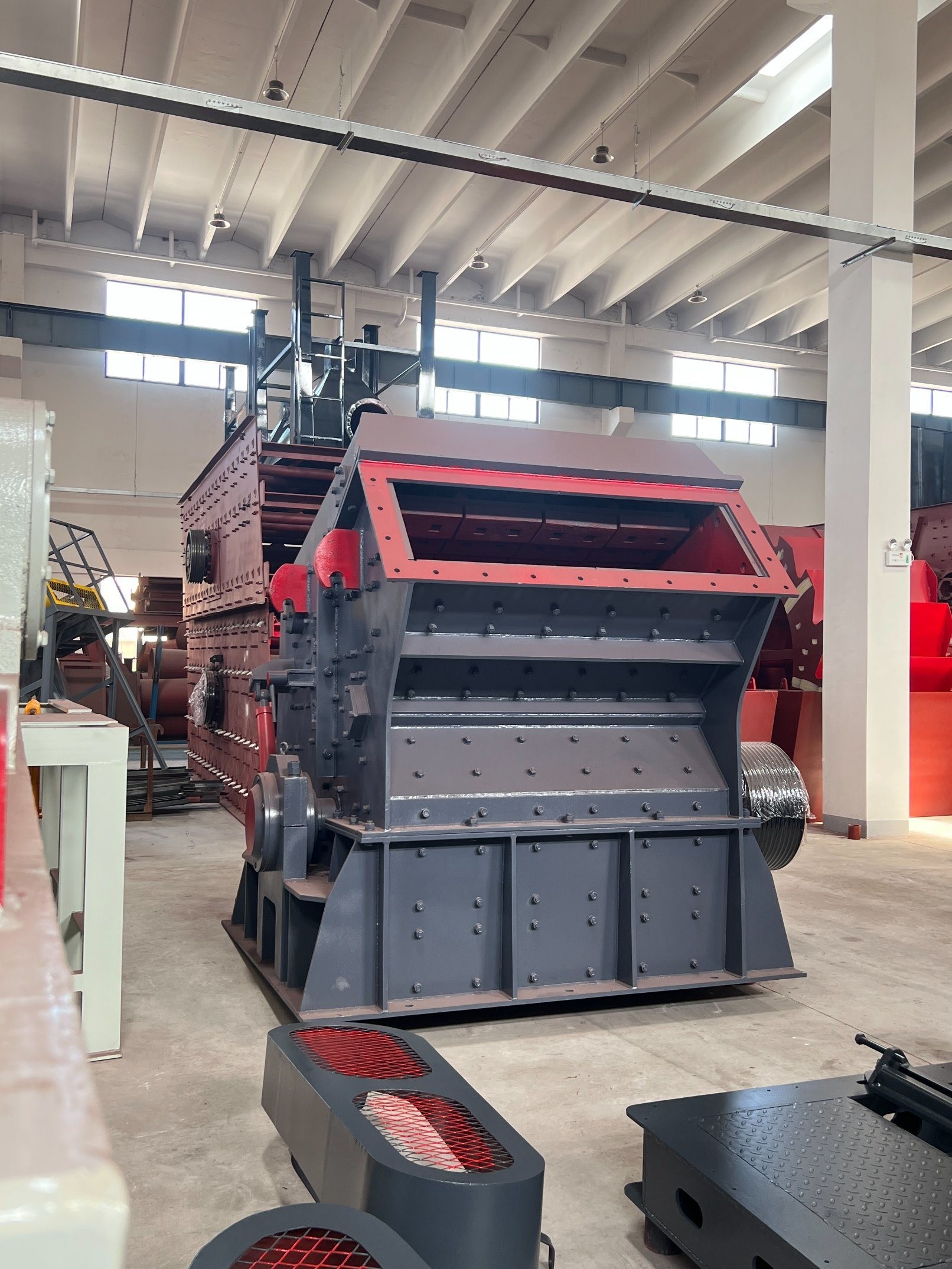 Aggregate Impact Crusher Making Production Line Inlet Size 300-700mm Advanced Technology