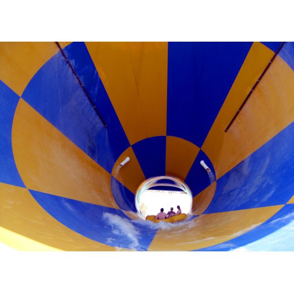Huge Tornado Fiberglass Water Park Slide Water Park Equipment 18m Tower Height