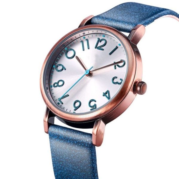 Quartz Movement Ladies Leather Watch Vogue 30m Life Waterproof Small Leather Watch