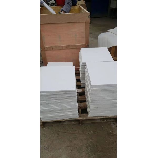 38-50% Содержание Al2O3 Кордиерит муллитная плитка для керамической мебели керамической печи