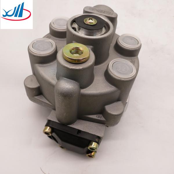 Trailer Brake Relay Valve Sinotruk Howo Parts SZRE030N4301AF310A20Z