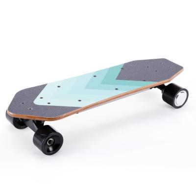 150w Brushless Motor Boosted Board Electric Skateboard 1.5H-2H Recharge Time