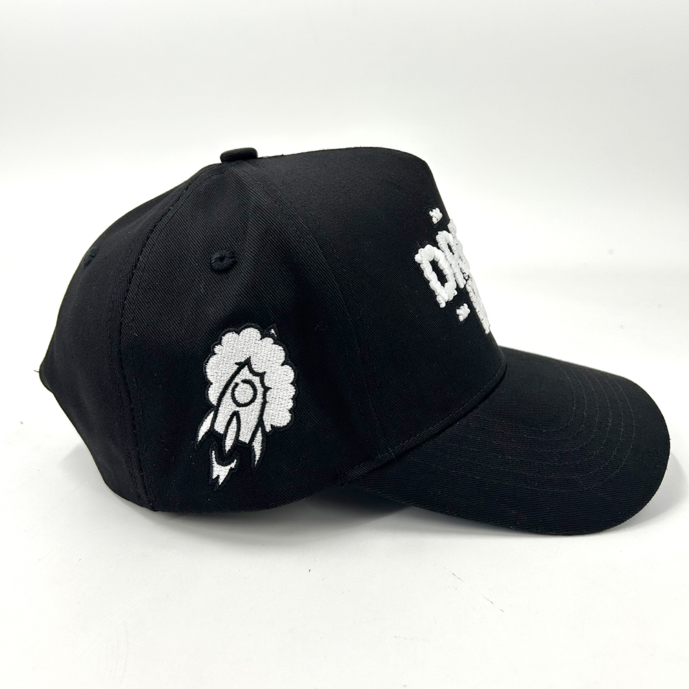 Custom A Frame 5 Panel Baseball Caps 100% Cotton 3D Embroidered Two Tone