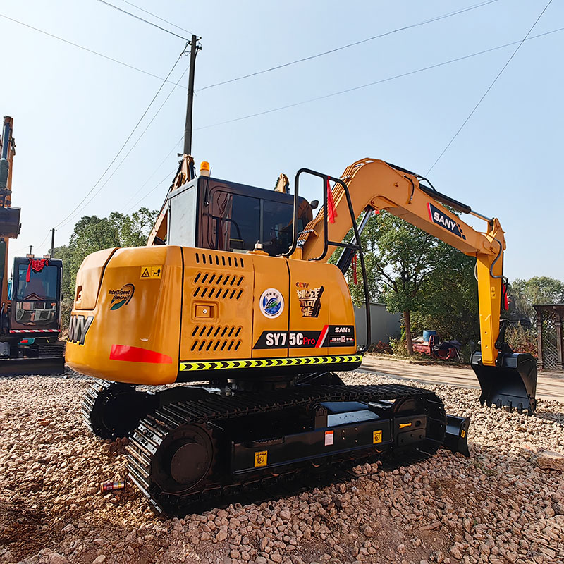 7.5 тонны подержанный мини экскаватор Sany SY75 Земля движущаяся кавальщик