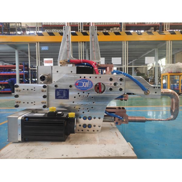 Industrial CNC C Type Robotic Welding Gun Automotive Resistance