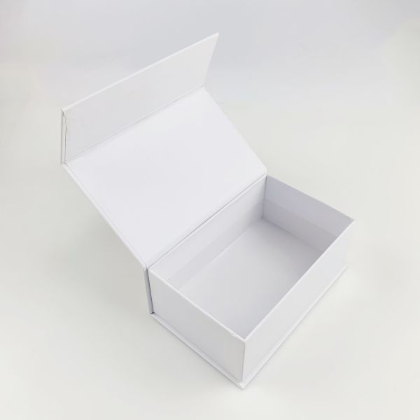 Custom Logo Luxury Gold foil Skin Care Product Makeup Flip Cardboard Gift Box Cosmetic Gift Set Magnetic Packaging Boxes