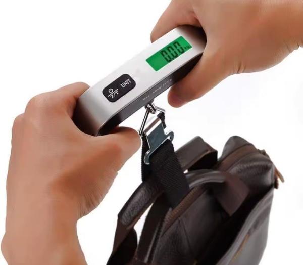 Sac de voyage suspendu Batterie d'alimentation Écran LCD numérique Balance électronique pour bagages pour valise Recommandation de poids maximum de 50 kg