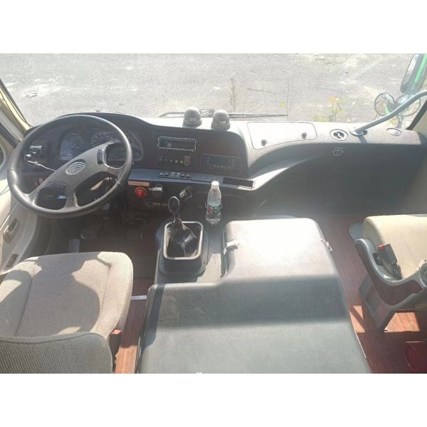 ZK6729D использовало небольшое евро IV 25 Cummins Engine фронта Yutong автобуса - подержанный тренер 30seater