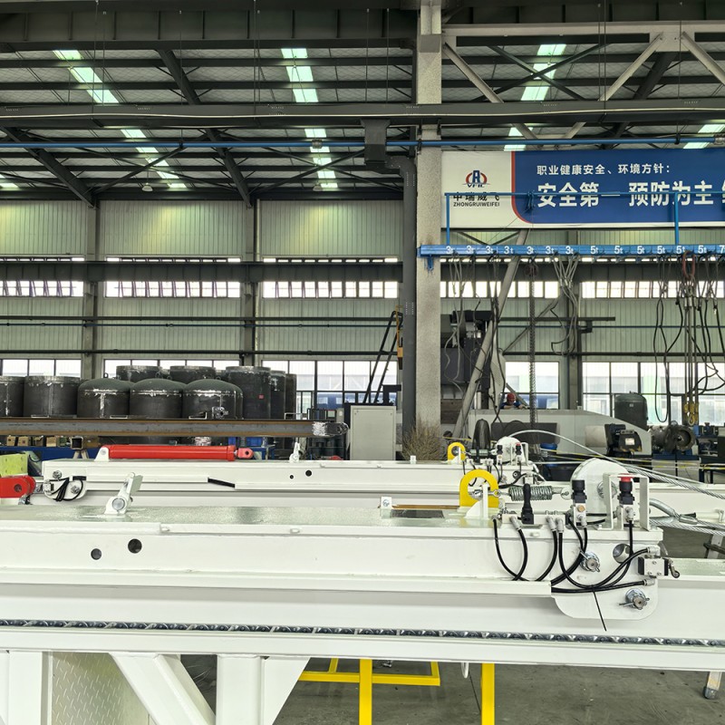 Low Profile Space Saving Casing Centralizer Assembly Equipment for Limited Headroom