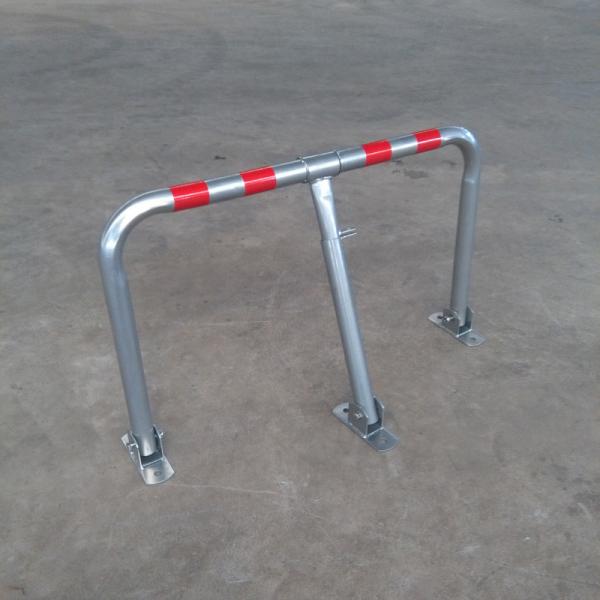 China Manufacturer of 3 Leg Barrier (T209)