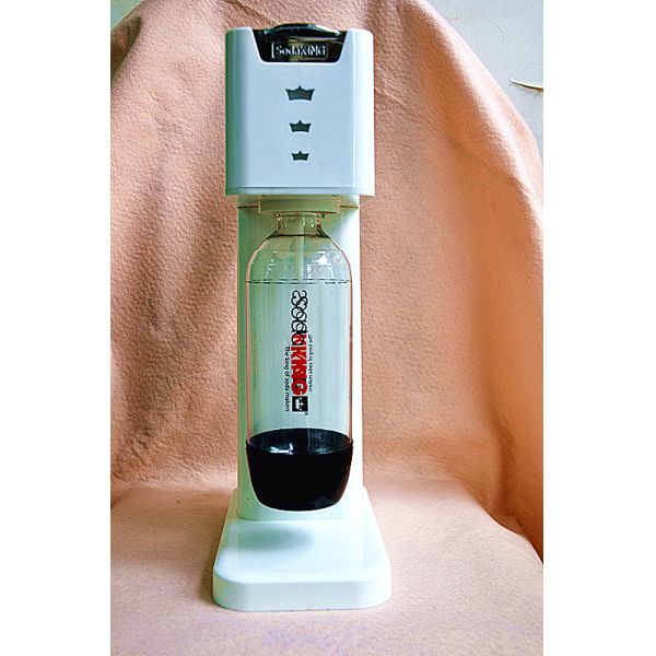 2017 Hot sale CE / RoHS / FDA Portable Soda Maker Home Soda Maker