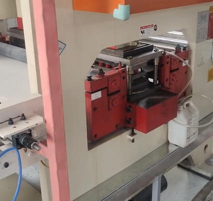 Customized Full Automatic Board Perforated Steel Punching Machine