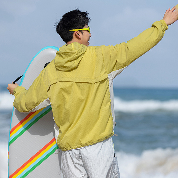 Men Breathable Quick Dry UV Protection Hooded Jacket for Outdoor Beach Surf Trip