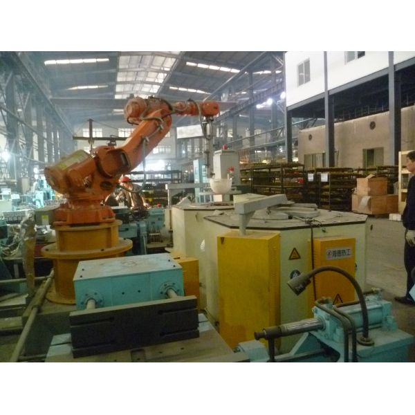 Промышленная заливка формы тигельного горна обслуживания жары 600KG алюминиевая