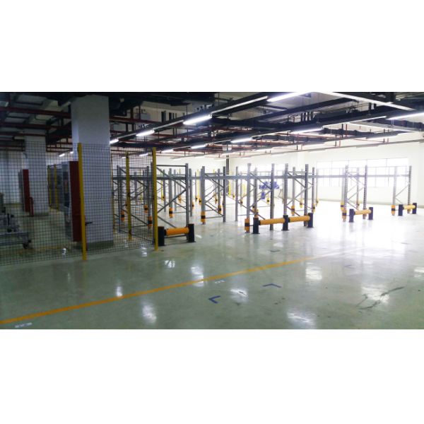 Heavy Duty Pallet Rack Protector Warehouse Pallet Rack Column Protection Flexible Plastic Guard Upright Protector