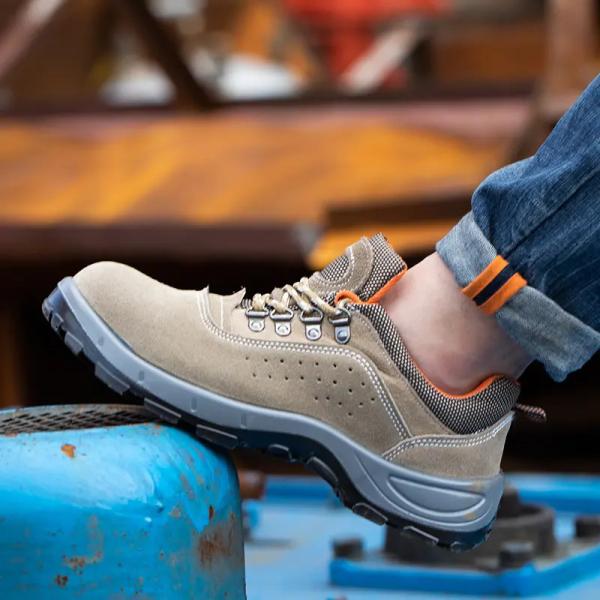 Yellow Lightweight Comfortable Safety Shoes / Comfortable Work Shoes Men with PU/PU Sole