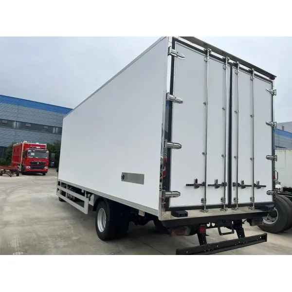 18t Isuzu Refrigerated Truck for Efficient Seafood Shipping 18t Isuzu 4X2 Refrigerated Truck Seafood Transport Truck Insulated Truck Fresh Meat Transport Truck