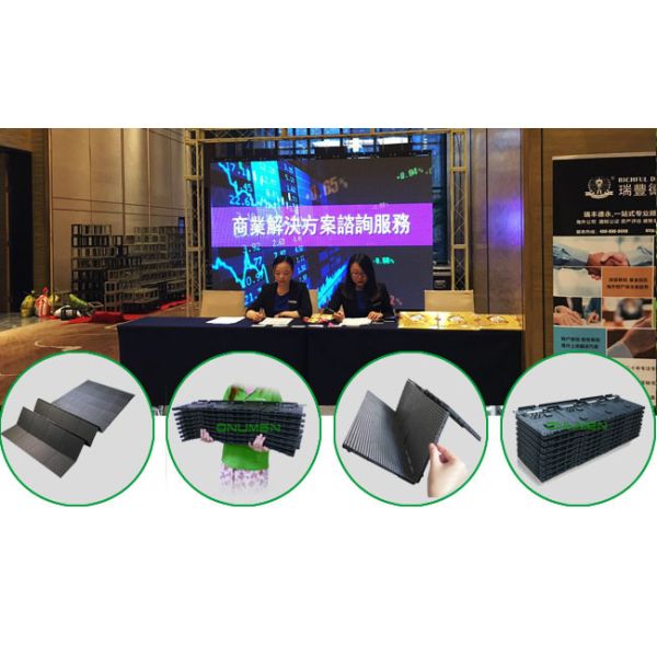 Indoor P3.9 High Definition LED Display With 180 ° Folding Angle , 250mmx250mm Module Size
