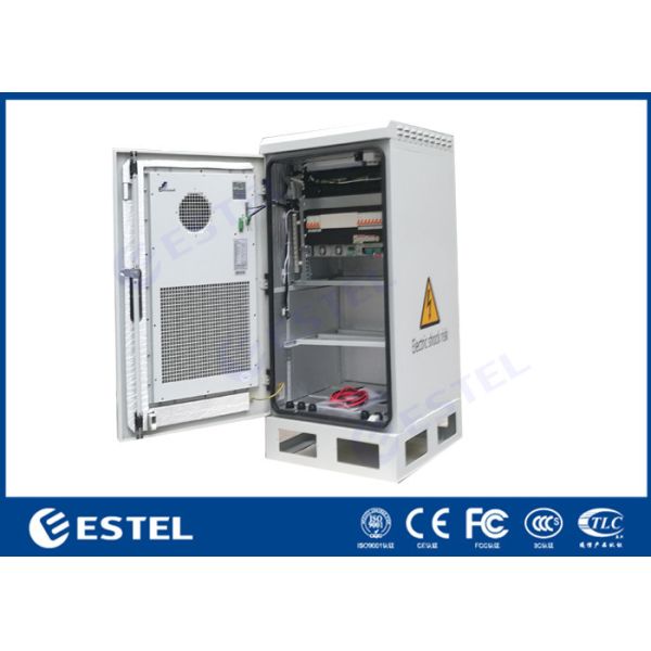 PEF Insulation IP55 Pole Mount Enclosure 150W/K Heat Exchanger