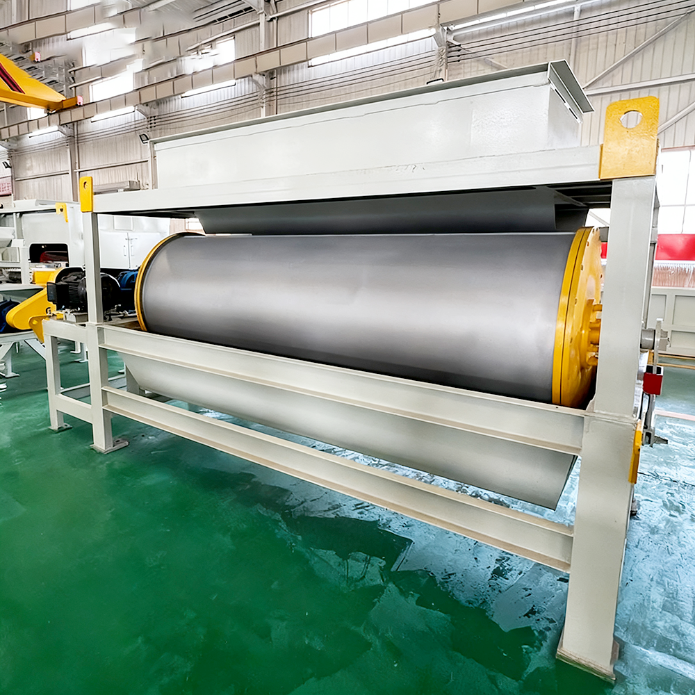 Customized Dry Magnetic Separator with Magnetic Field Strength ≥3000GS for Efficient Ore Processing and Recycling