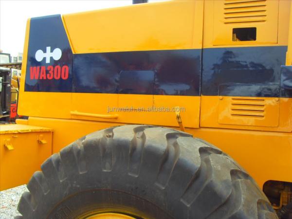 Komatsu WA300 /WA 400/WA380 /WA320 /WA200 /WA100 Wheel Loader from Japan for Food Shop