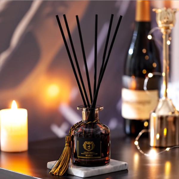 Luxury Design Glass Reed Diffuser Decorative Reed Diffuser With Stick 50ml Volume