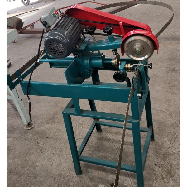 La bande MR111 automatique a vu la machine de meulage verte en acier d'affûteuse/vitesse de travail du bois