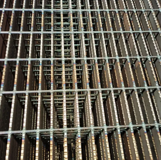 Hot DIP Galvanized Pressure Welded 40 60 Pitch Steel Grating for Platform and Walkways