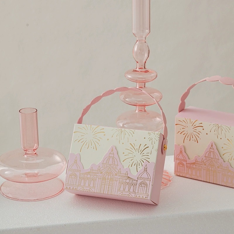 Castle Gift Boxes With Scalloped Handles For Wedding Favors And Events