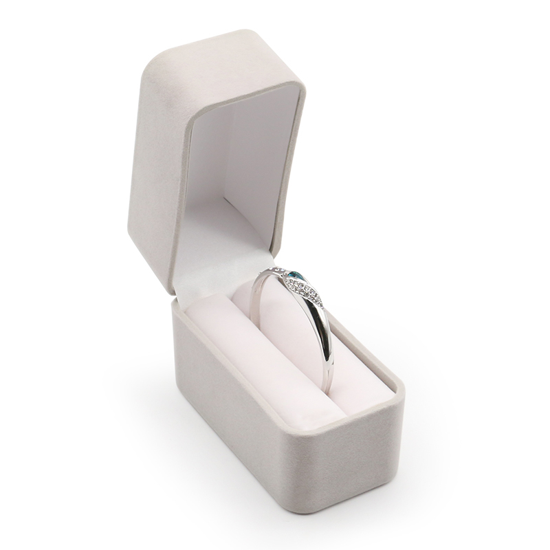 Sleek Rounded Edge Velvet Jewelry Case Various Color Packaging Jewelry Box Set
