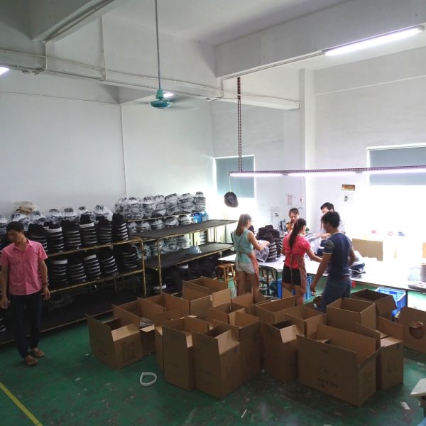 2018 trendy fashionable girls corduroy cap with MOQ only need 3 pcs, Women baseball cap