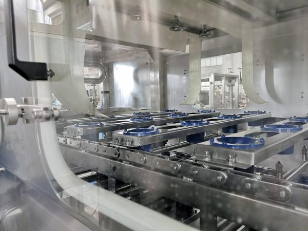 20 Liters 600 BPH PLC Automatic Bottle Filler Machine Accurate Filling Capacity