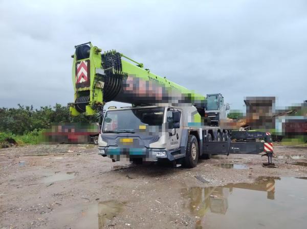 2021 Zoomlion ZAT2000E753 200T Grue tout terrain utilisée