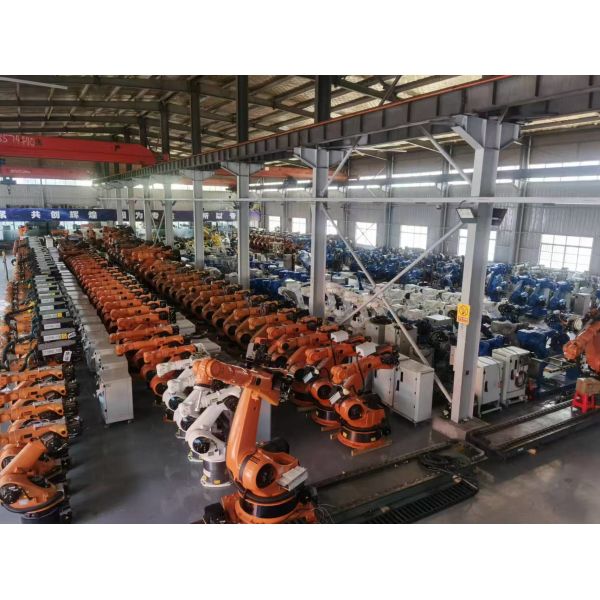 Kuka KR270 R2700 Robot de palettisation industriel ultra utilisé KUKA 270 kg Charge utile 2700 mm Robot de soudage à point de portée