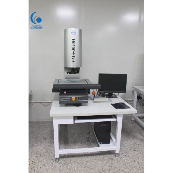 220 × 120mm Travel CNC Video Measuring System Auto Edge Finding With Metal Table