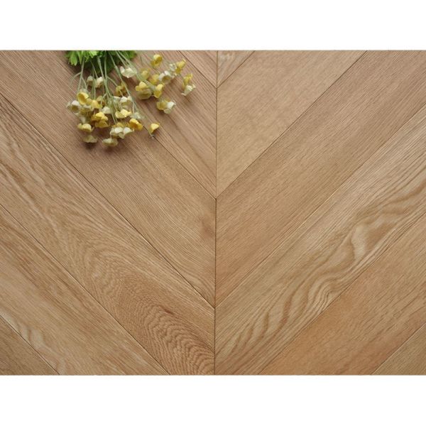 FSC European Oak Engineered Flooring Oak Top Layer Flooring 1860X150X14/3mm