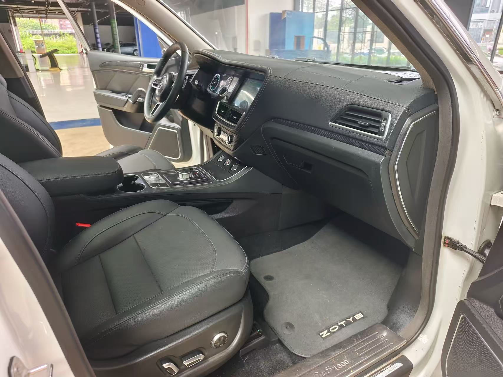 Used Zotye T600 2016 Sport Edition 2.0T DCT SUV 190Ps Turbocharged Chinese Mid Size