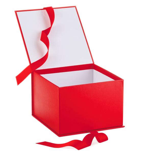 Shredded Paper Filler Rigid Packaging Box 0.75oz Grosgrain Ribbon Luxury Gift Box