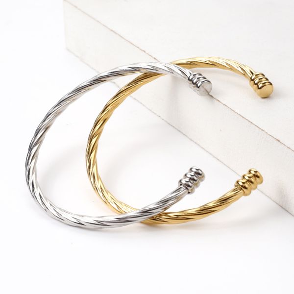 Europe American titanium steel bracelet girls gift cross-border jewelry plating 18k gold opening twisted accessories