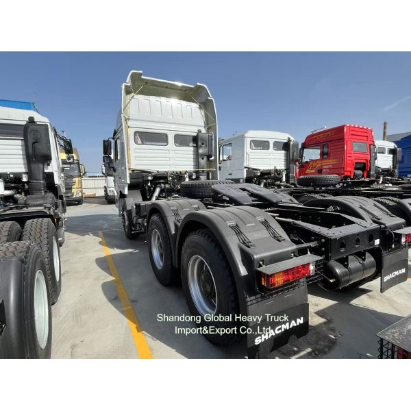 SINOTRUK Nouveau TX SITRAK camion lourd HOWO 4X2 6X4 25T 40T camion tracteur 430hp 480hp