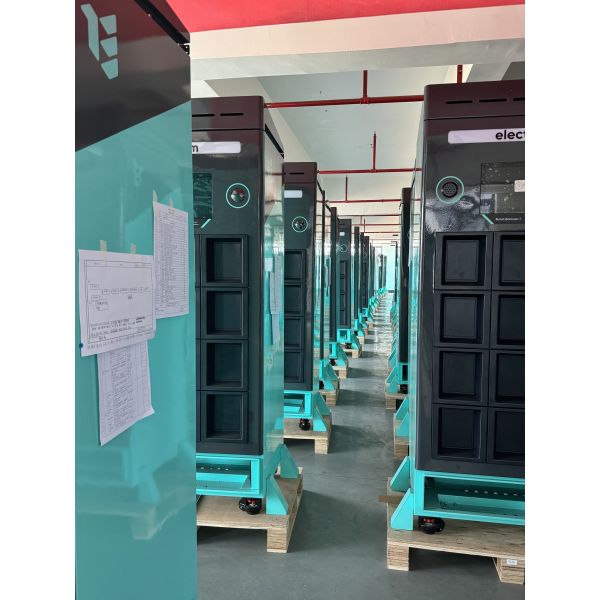 Smart E-Scooter Battery  Motobike 8/12 Bay Swapping Charging Station & Custom ESS Management Platform