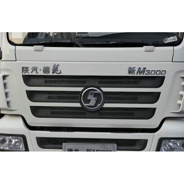 Caminhões-tanque de óleo Howo fortes e rígidos para estrutura de carga integrada