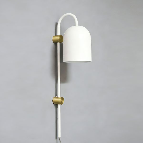 Modern Brass Wall Lamp with 2700K Warm White Light for Indoor Decorative Wall Sconce