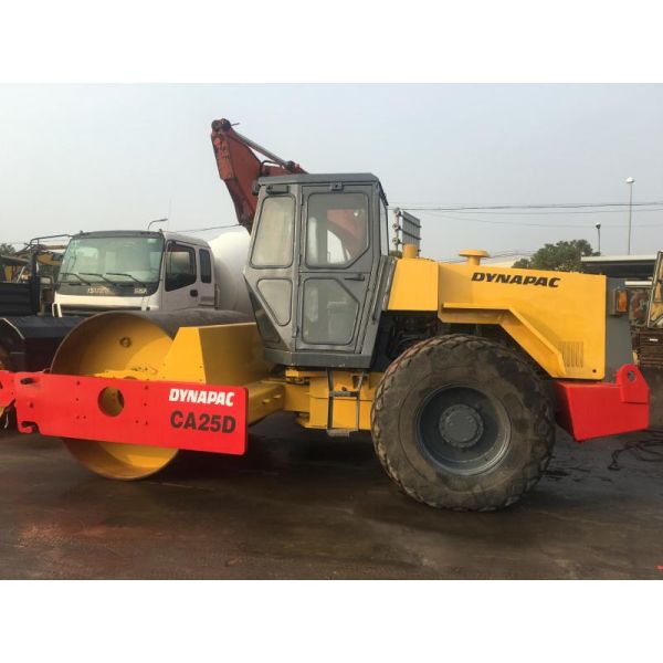 Rodillo liso Dynapac CA25D del tambor del equipo pesado del año 2006 para la construcción de carreteras