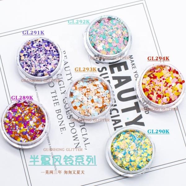 OEM Shiny Chunky Polyester Christmas Glitter Mix Powder Solvent Resistance Midsummer Bells