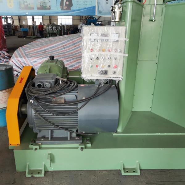 Máquina de tricotar de elevada produtividade para aplicações industriais