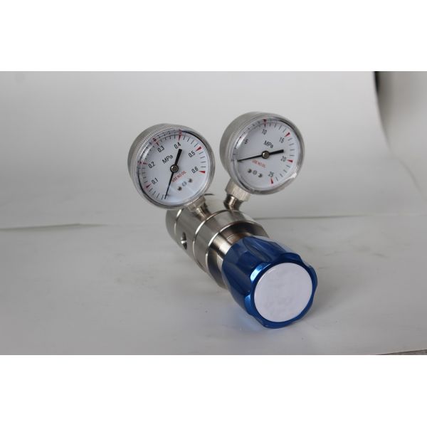 Regulador de laboratorio de dos etapas para el medidor de laboratorio de gases especiales de helio-nitrógeno y argón