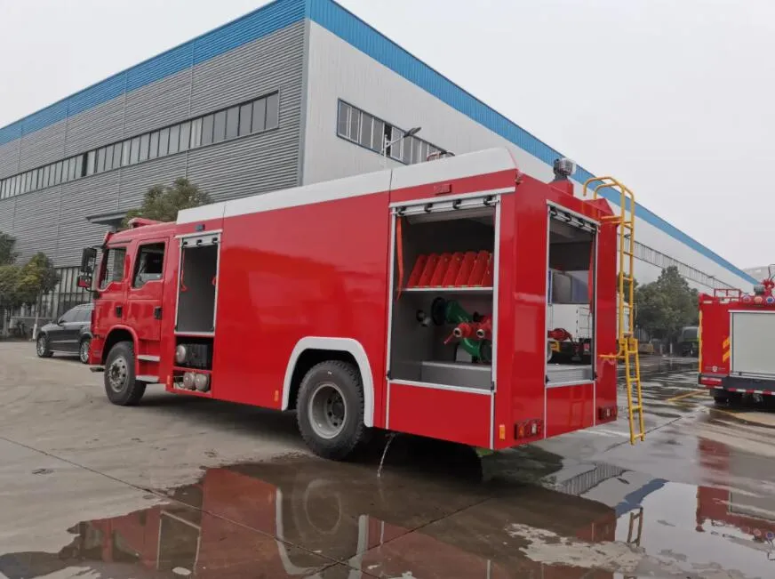 Shacman L3000 4X2 10000L Water Tank Fire Truck , Carbon Steel Foam Fire Truck