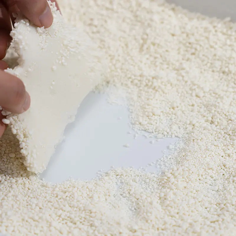 Plant Based Cassava Cat Litter with Fast Acting Absorption and Cleaner Low Dust Formula