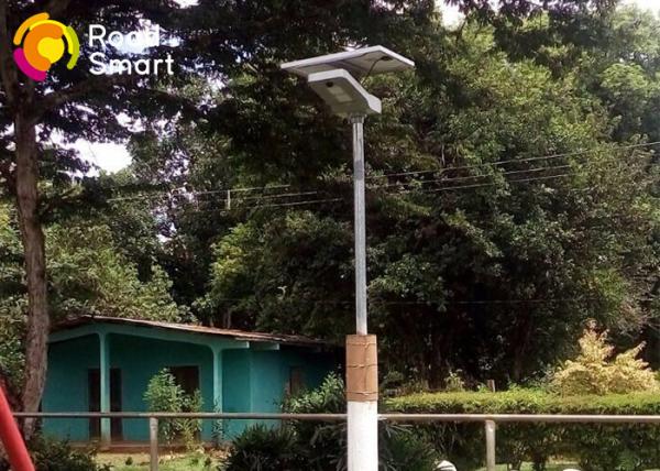 Professional Solar Powered Led Pole Lights Motion Sensor For Yard / Garden